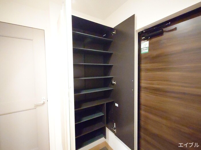 物件内観写真15　(靴箱)