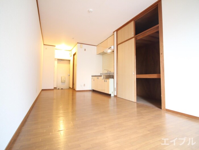 物件内観写真9　(居室)