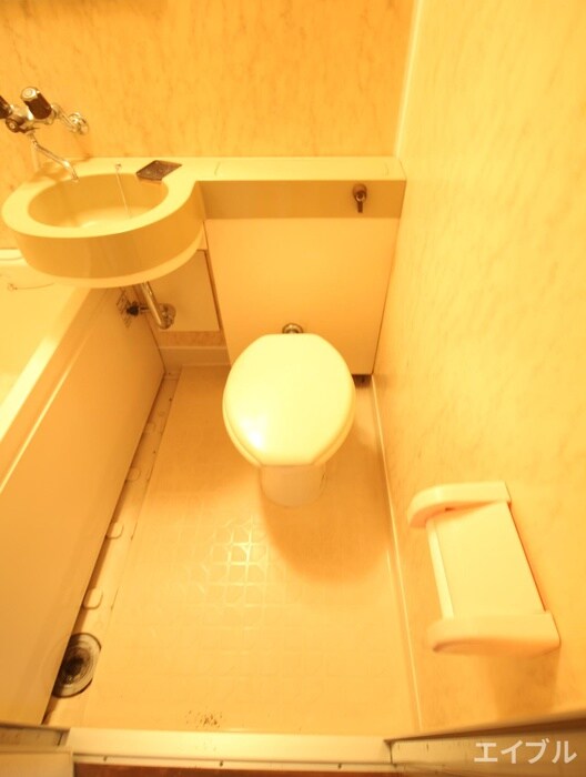 物件内観写真14　(トイレ)