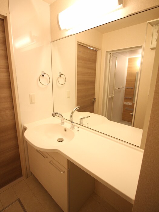 物件内観写真11　(収納)