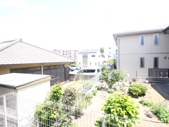 物件内観写真15　(室内からの展望)