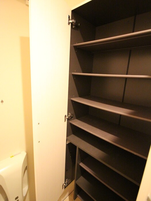 物件内観写真19　(靴箱)