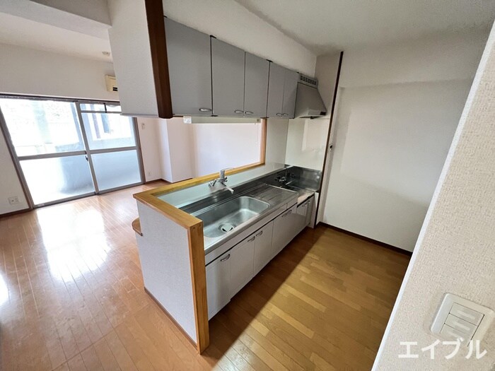 物件内観写真8　(キッチン)