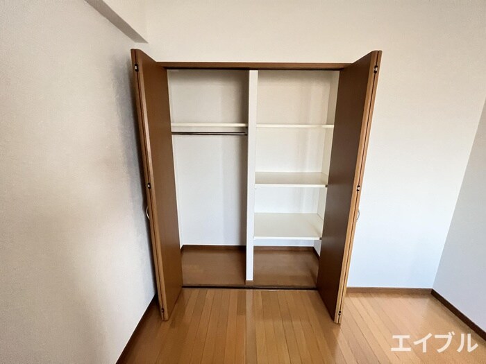 物件内観写真12　(収納)