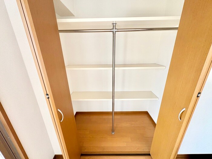 物件内観写真13　(収納)