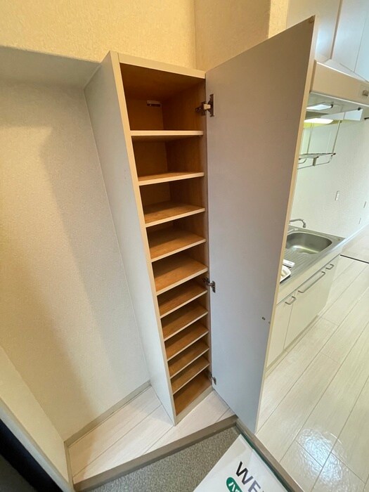 物件内観写真16　(靴箱)