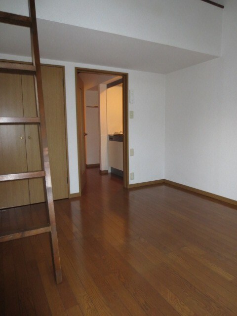 物件内観写真5　(居室)