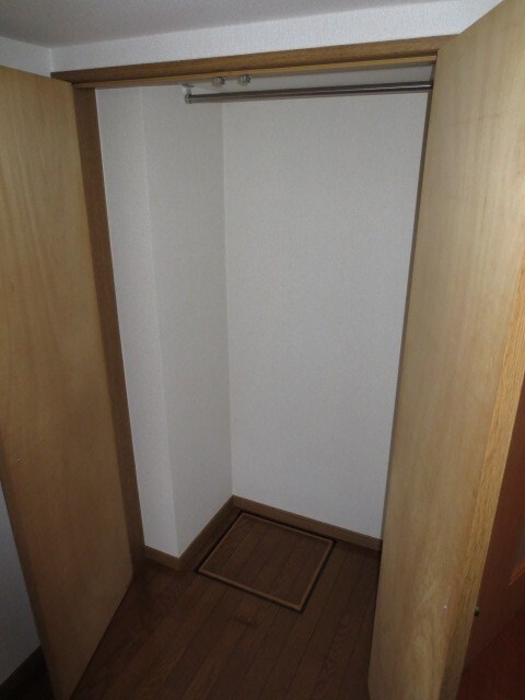 物件内観写真7　(収納)