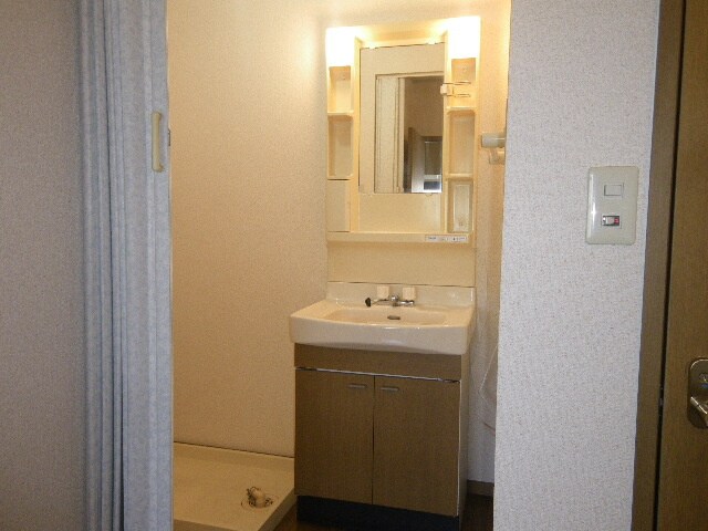 物件内観写真12　(洗面)