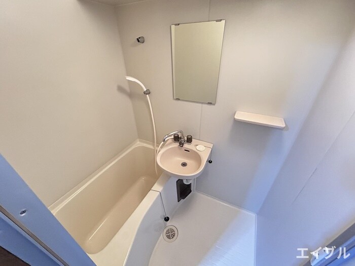 物件内観写真13　(バス／シャワールーム等)