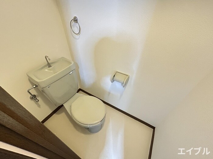 物件内観写真14　(トイレ)