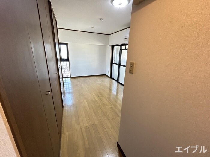 物件内観写真20　(廊下)