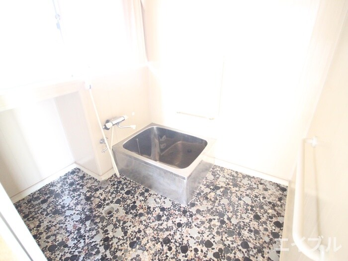 物件内観写真14　(洗濯機置場)