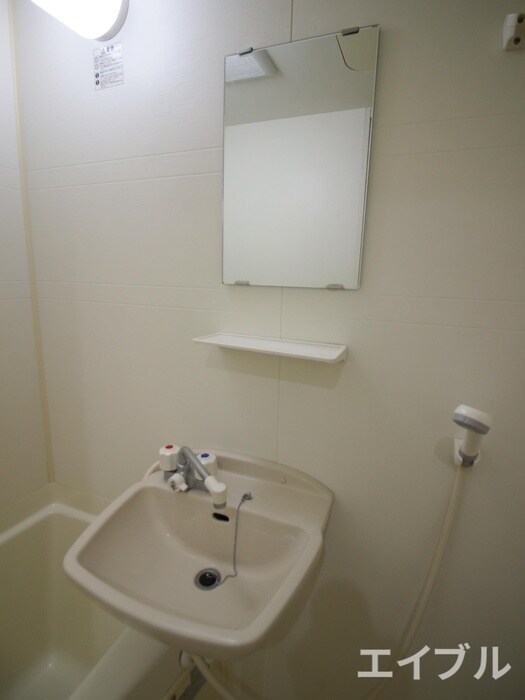 物件内観写真11　(洗面)