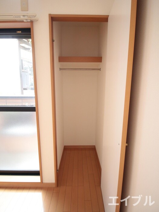 物件内観写真15　(収納)