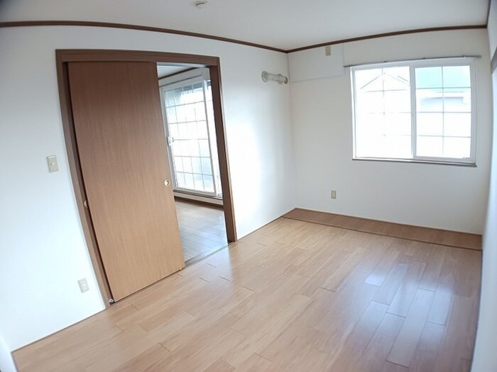 物件内観写真5　(居室)