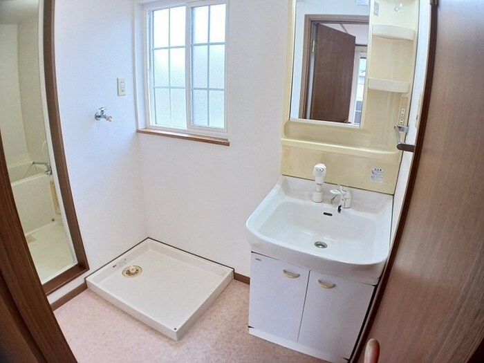 物件内観写真11　(洗面)