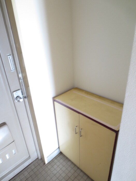 物件内観写真11　(靴箱)