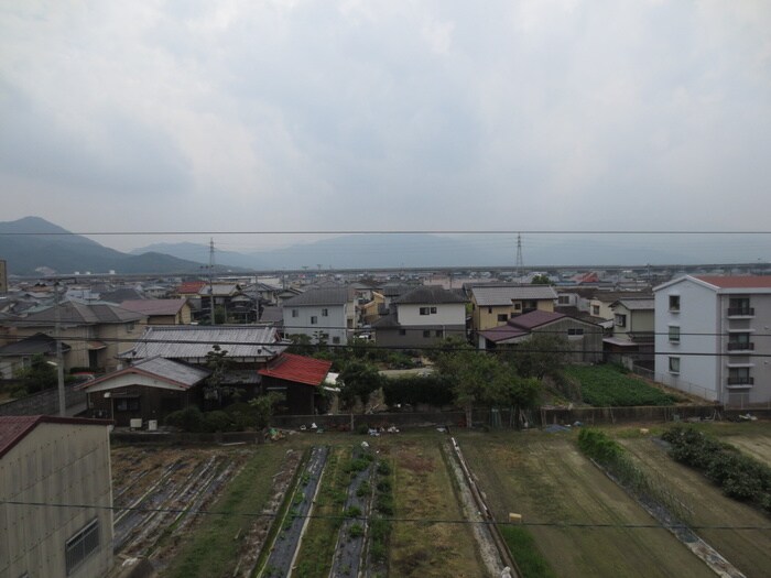 物件内観写真14　(室内からの展望)