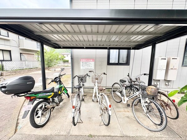 駐輪場