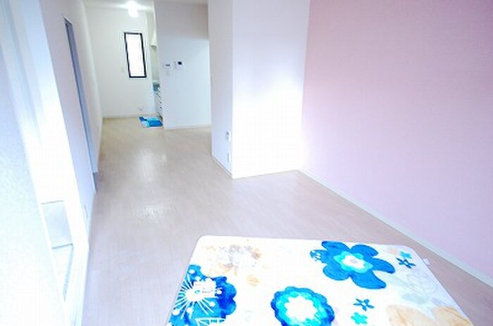 物件内観写真4　(居室)