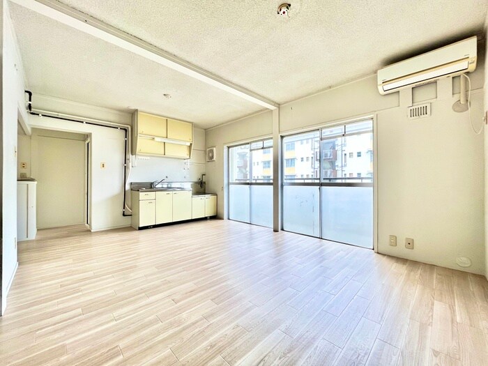 物件内観写真5　(居室)