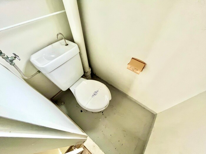 物件内観写真8　(トイレ)