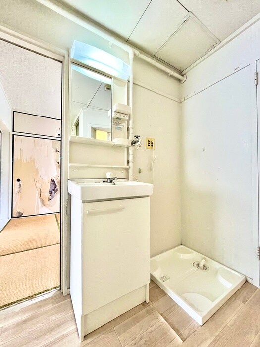 物件内観写真9　(洗面)