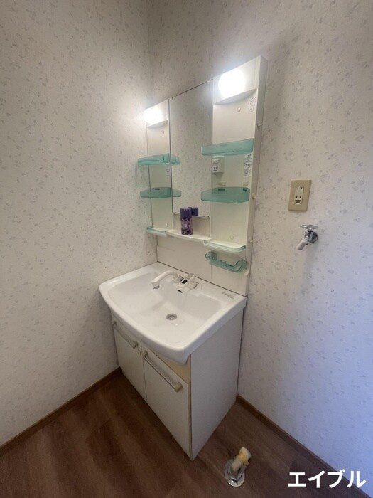 物件内観写真9　(洗面)