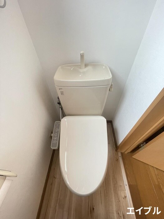 物件内観写真12　(トイレ)