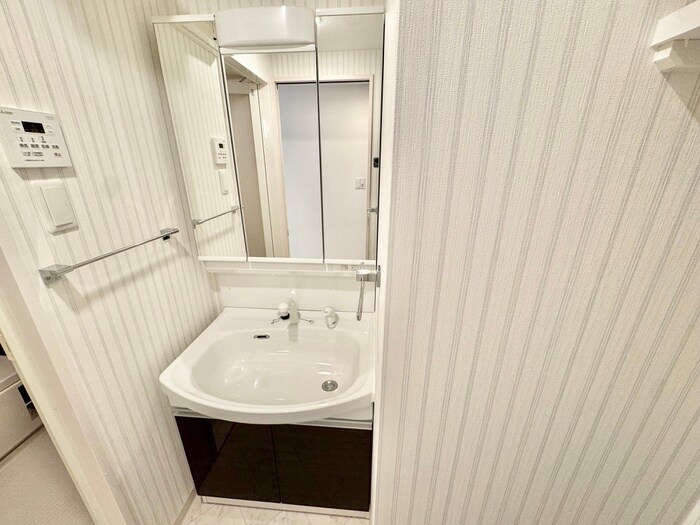 物件内観写真10　(洗面)