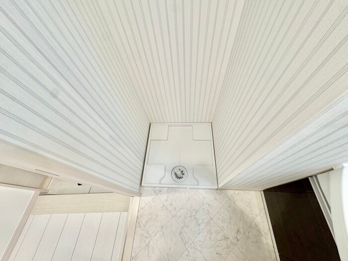 物件内観写真11　(洗濯機置場)