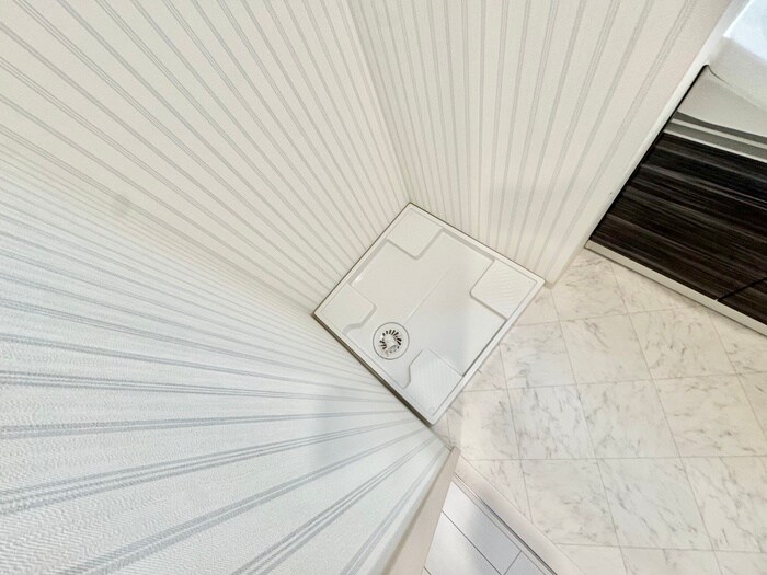 物件内観写真15　(洗濯機置場)