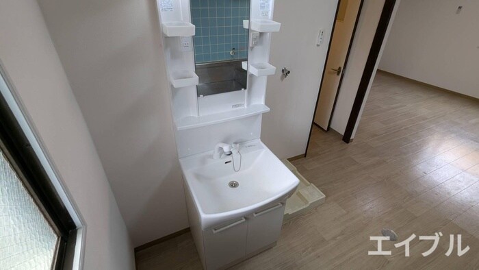 物件内観写真10　(洗面)