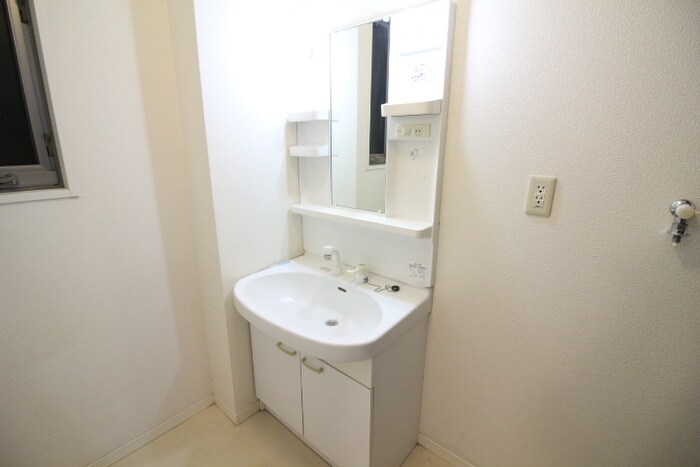 物件内観写真10　(洗面)