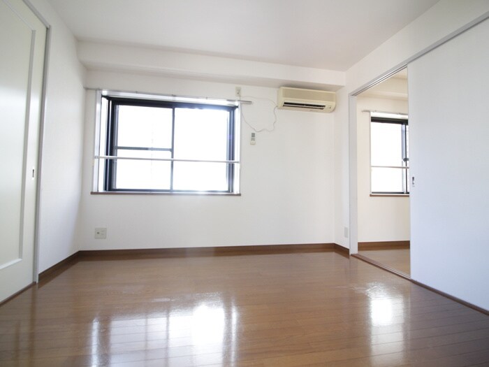 物件内観写真17　(居室)