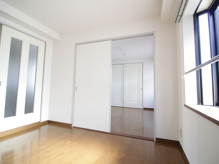 物件内観写真18　(居室)