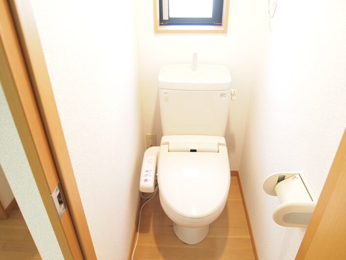 物件内観写真12　(トイレ)