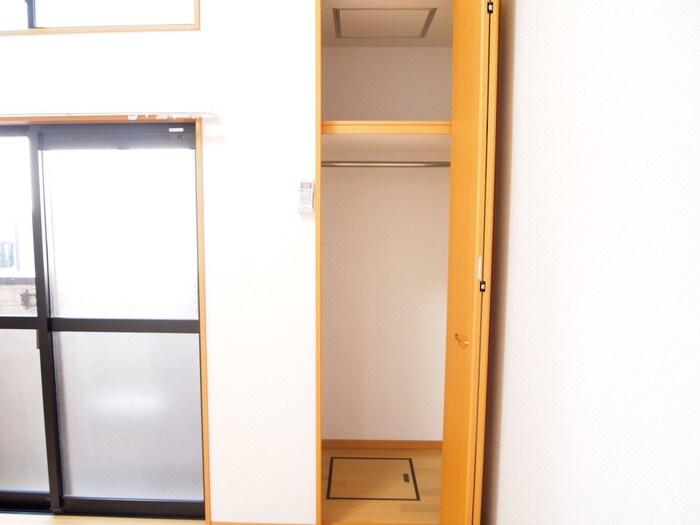 物件内観写真13　(収納)