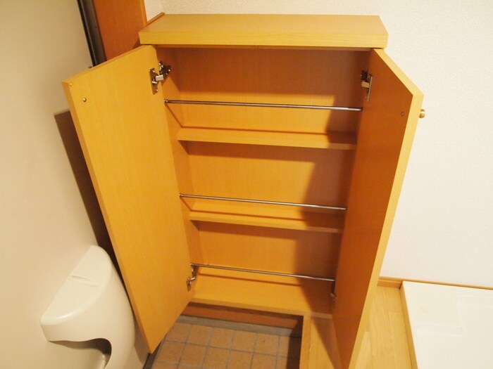 物件内観写真16　(靴箱)