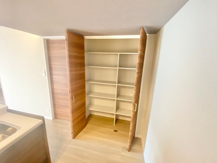 物件内観写真11　(収納)