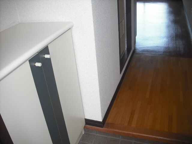 物件内観写真7　(靴箱)
