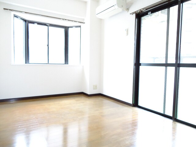 物件内観写真13　(居室)