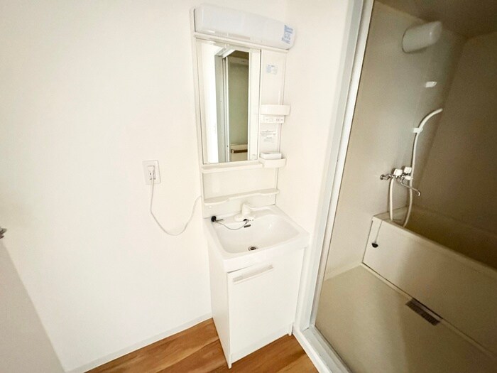 物件内観写真10　(洗面)