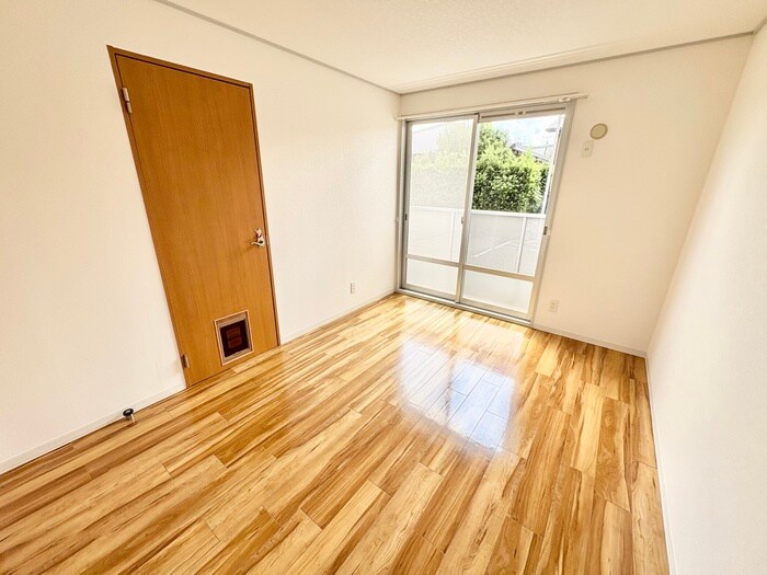 物件内観写真18　(居室)