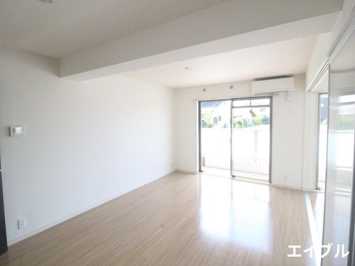 物件内観写真13　(居室)