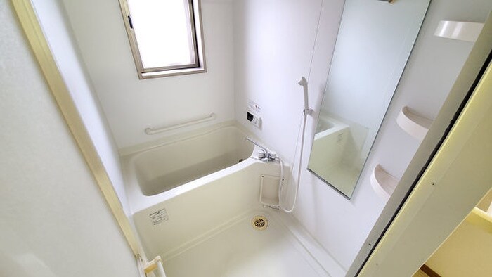 物件内観写真10　(バス／シャワールーム等)