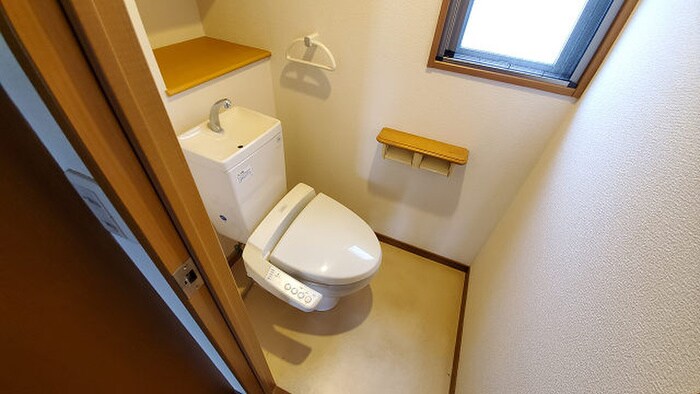 物件内観写真11　(トイレ)