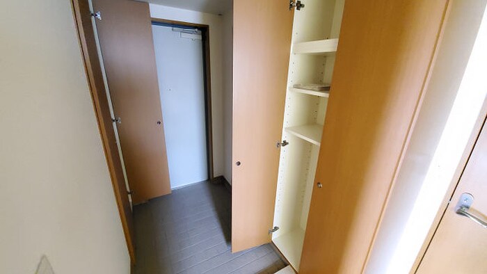 物件内観写真16　(靴箱)