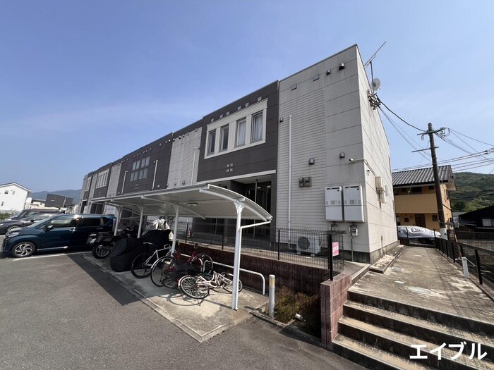 物件外観写真1　(外観写真)